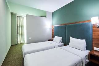 Отель Green Tower Hotel Тбилиси Стандартный двухместный номер с 1 кроватью-5
